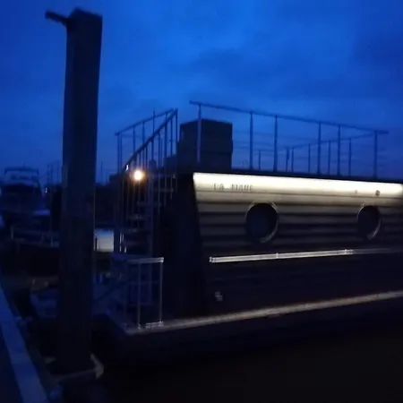 Hausboot Livingdream Botel