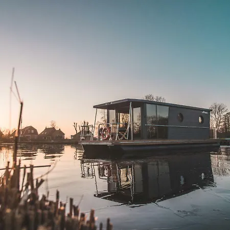 Hausboot Livingdream Botel